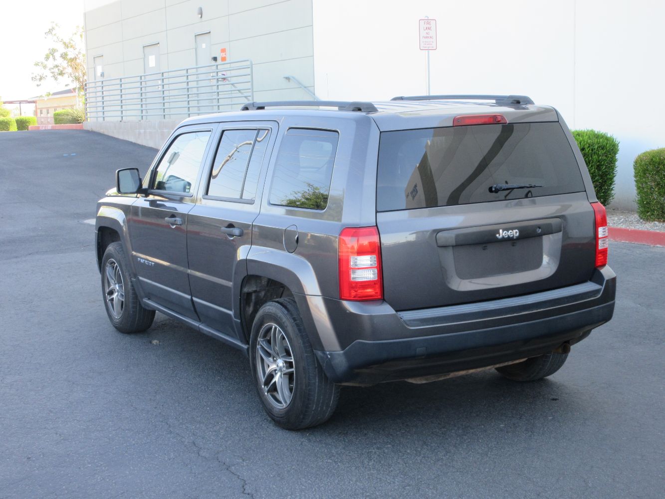Car Image 4