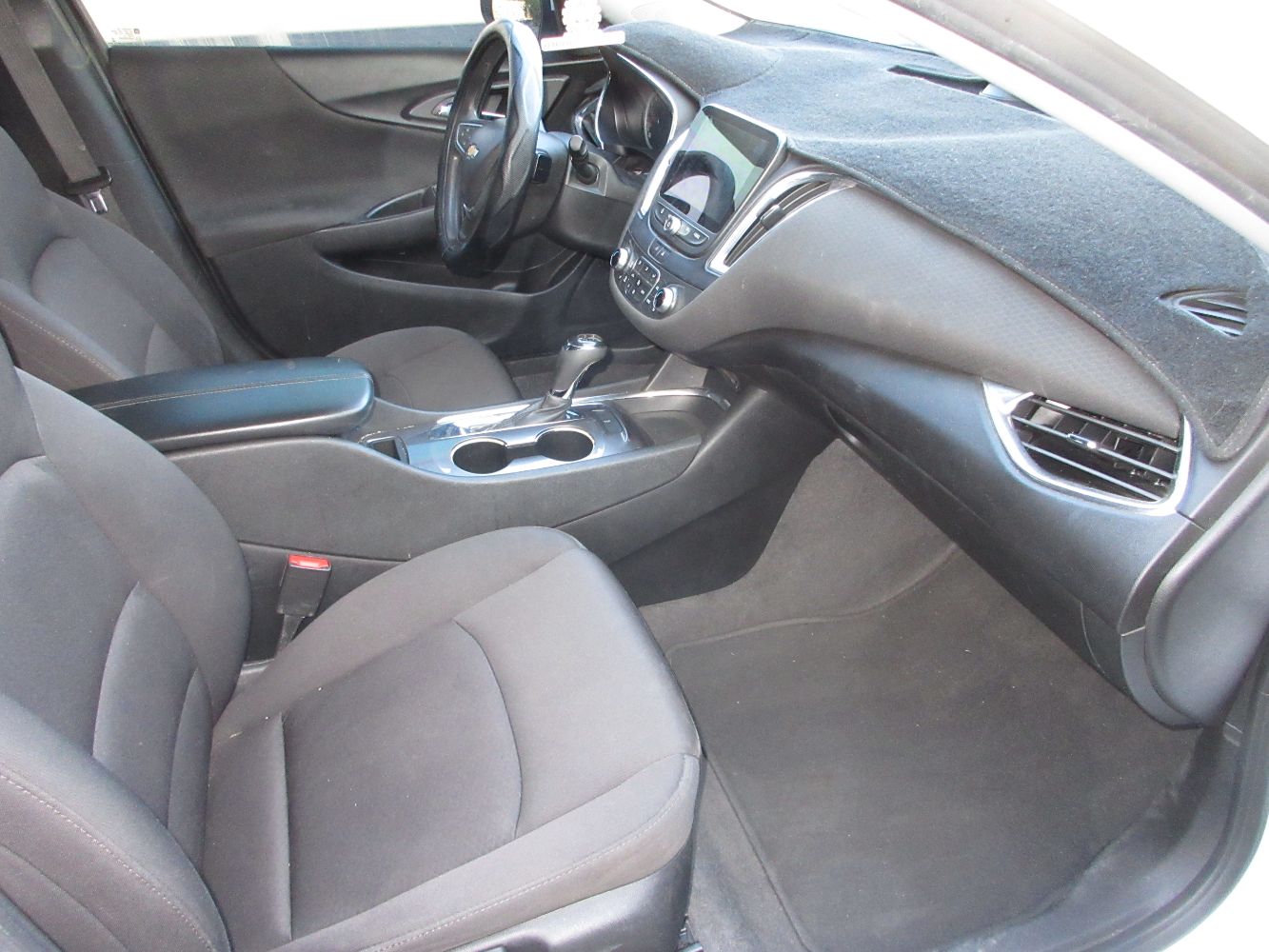 Car Image 10
