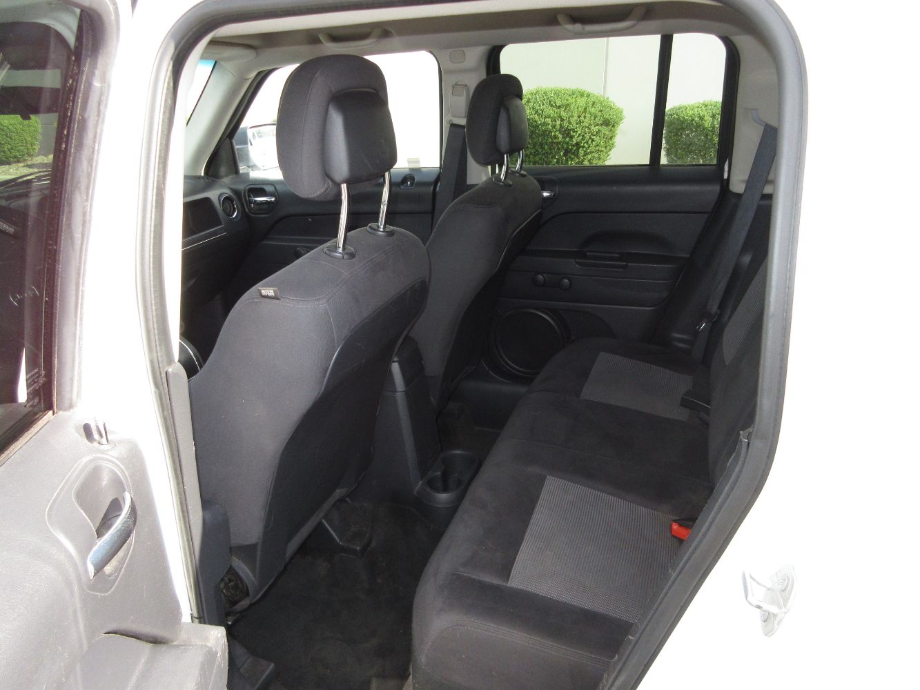 Car Image 9