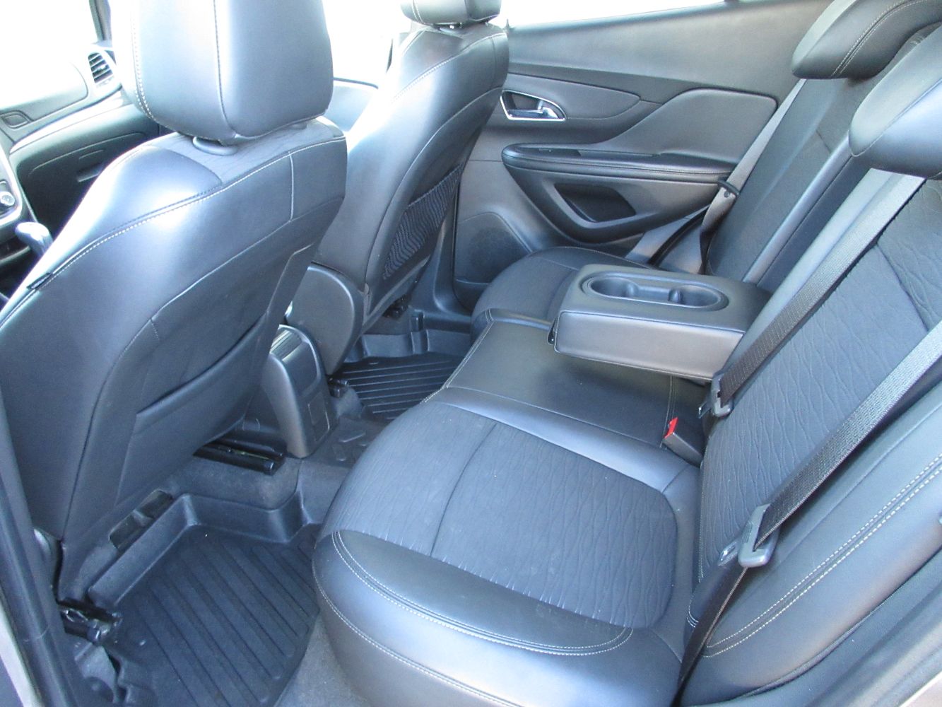 Car Image 9