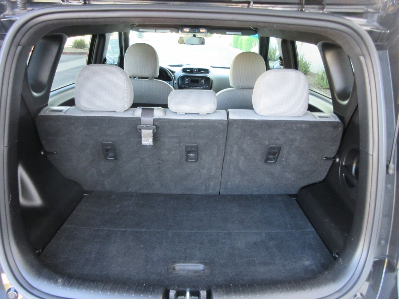 Car Image 10