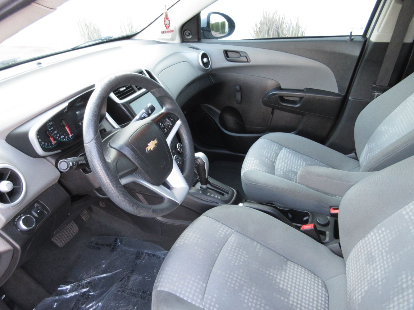 Car Image 8
