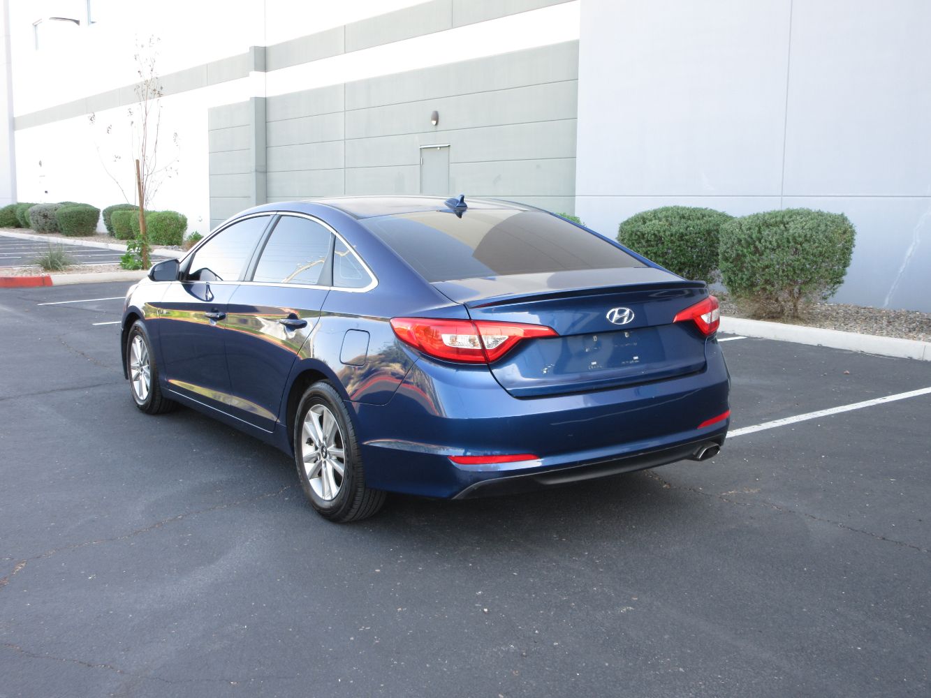 Car Image 4