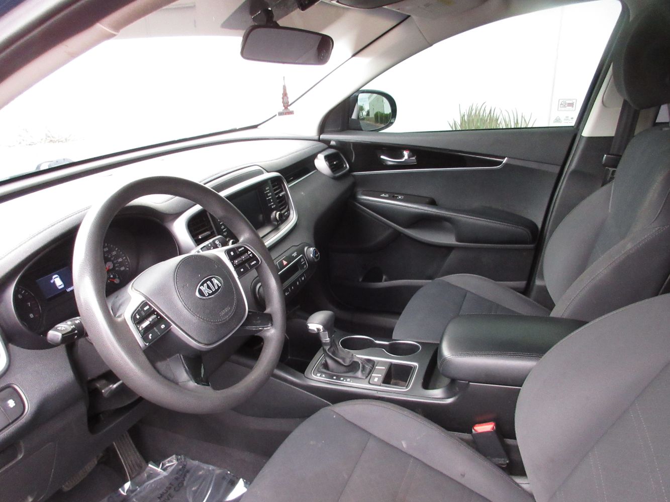 Car Image 8