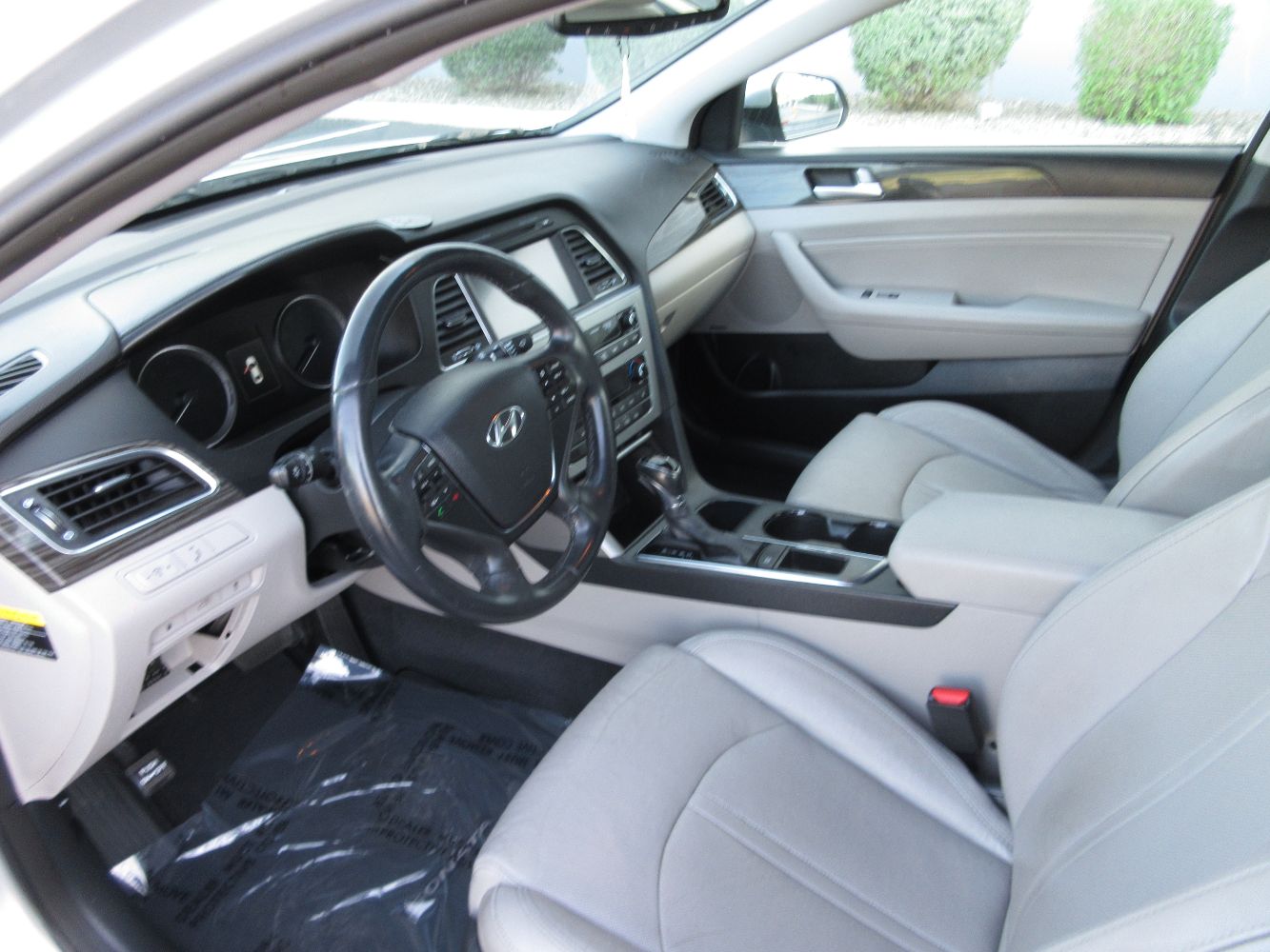 Car Image 8