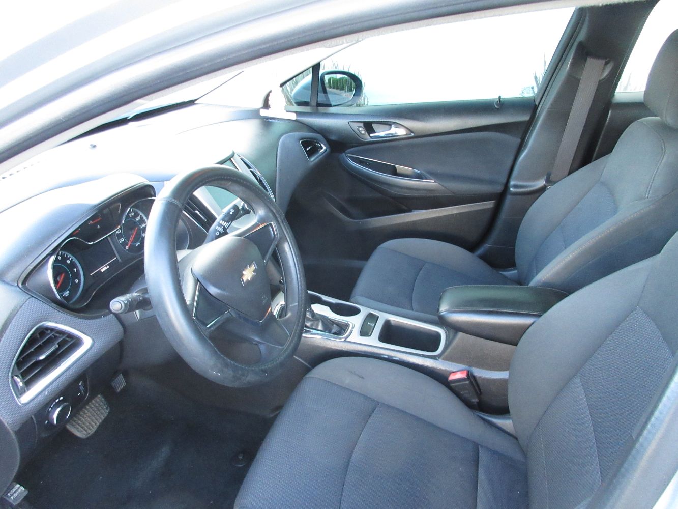 Car Image 8