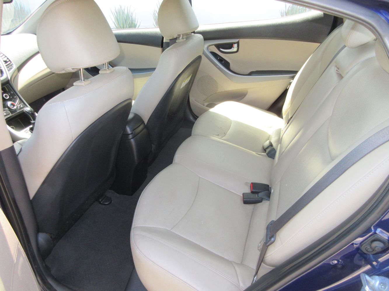 Car Image 9
