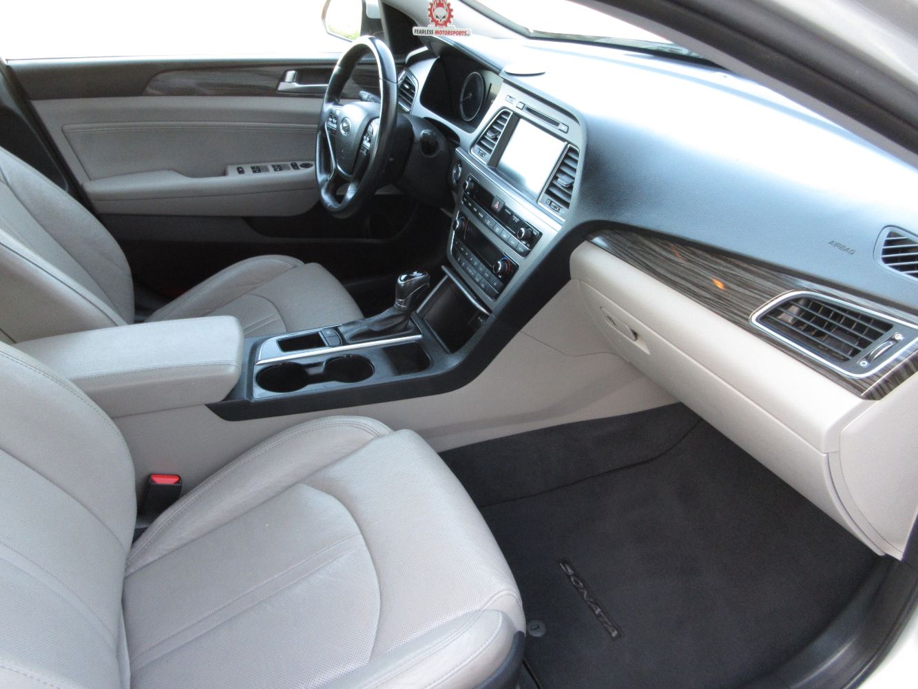 Car Image 10