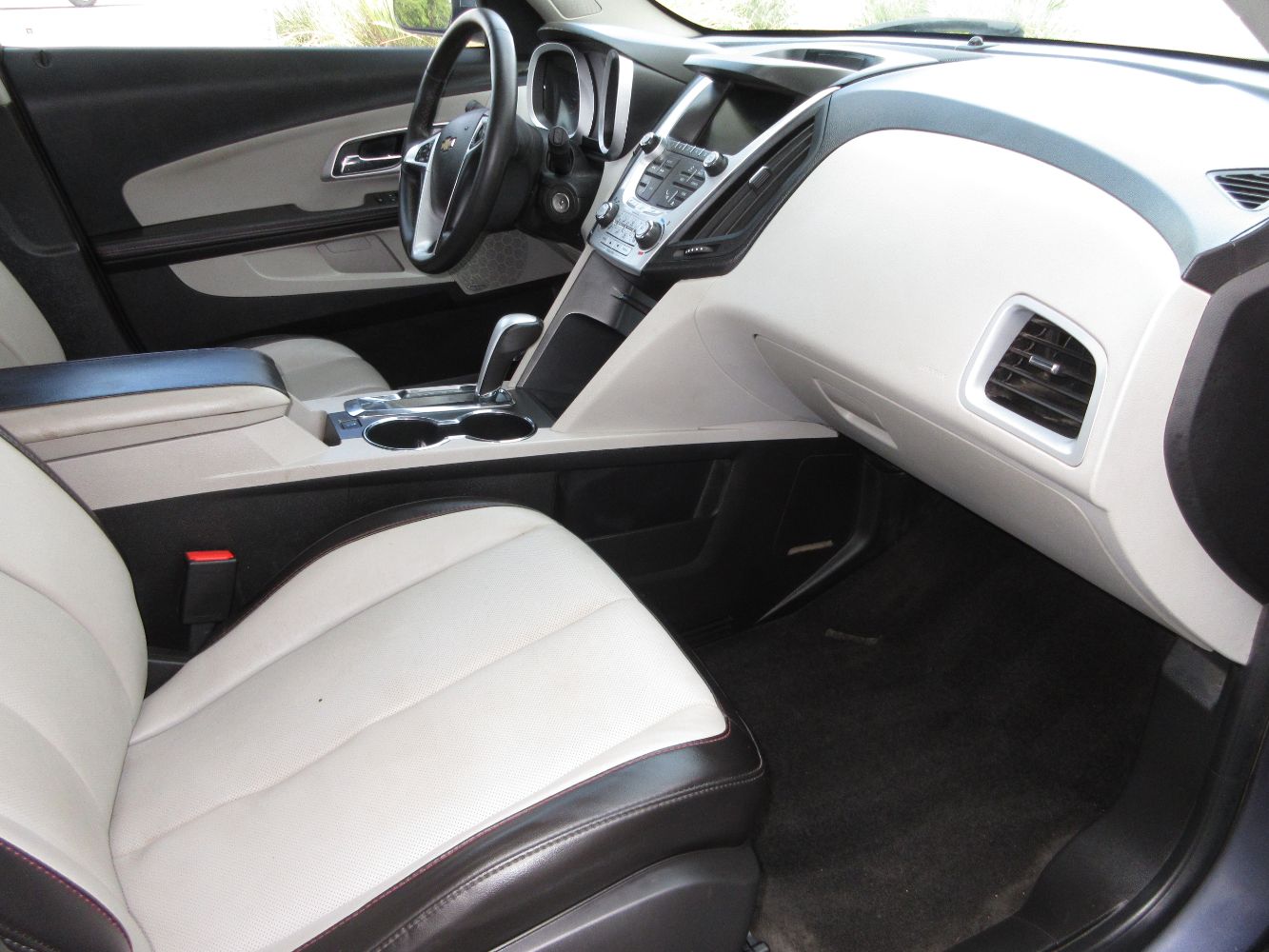 Car Image 10