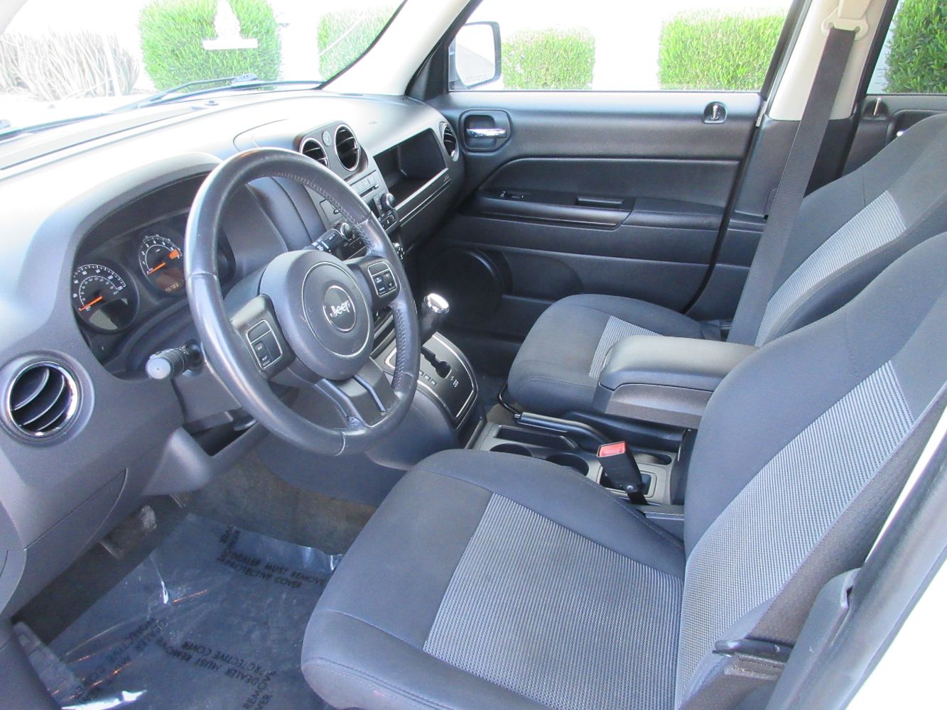 Car Image 8