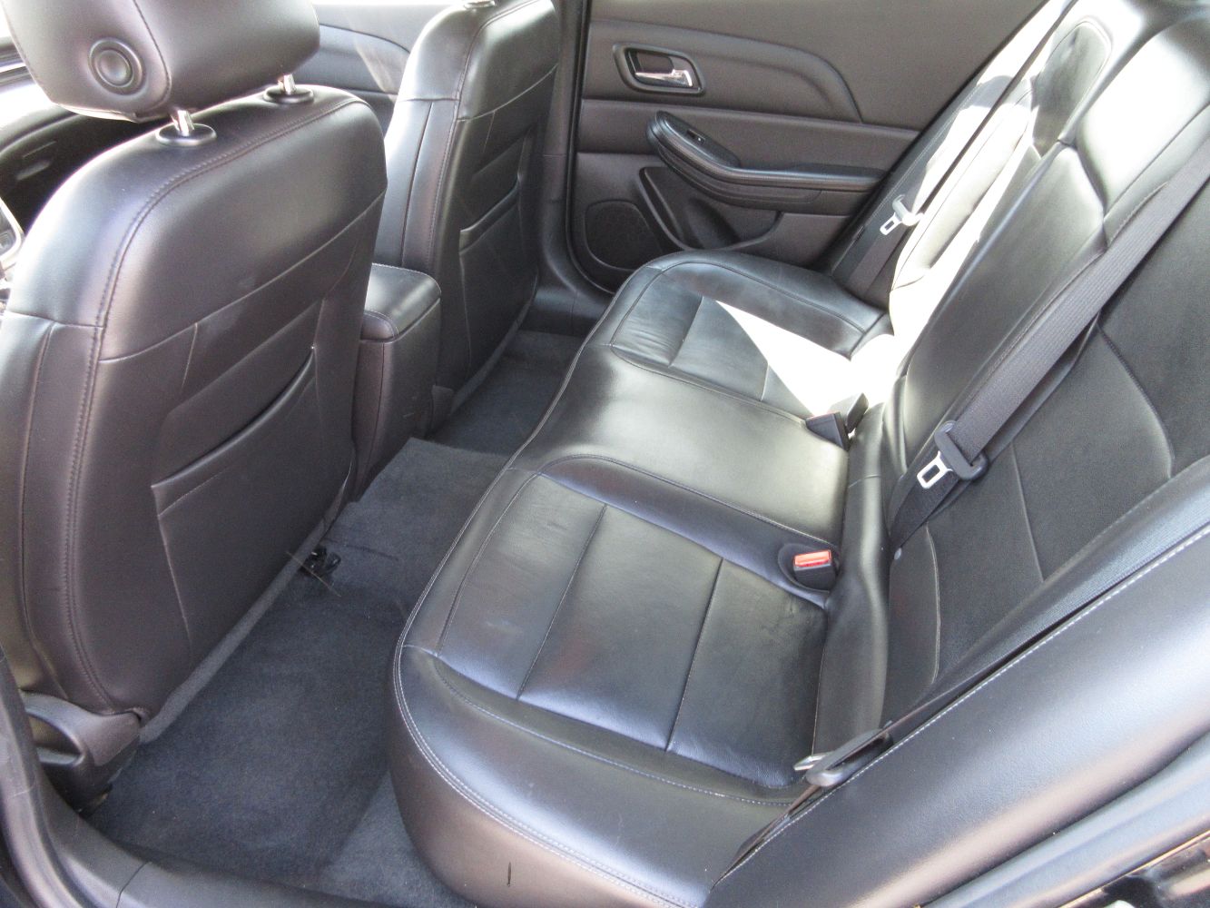 Car Image 9