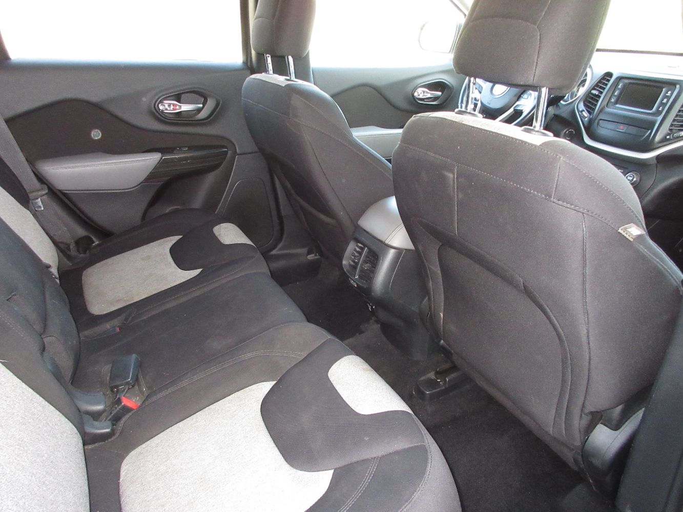 Car Image 11
