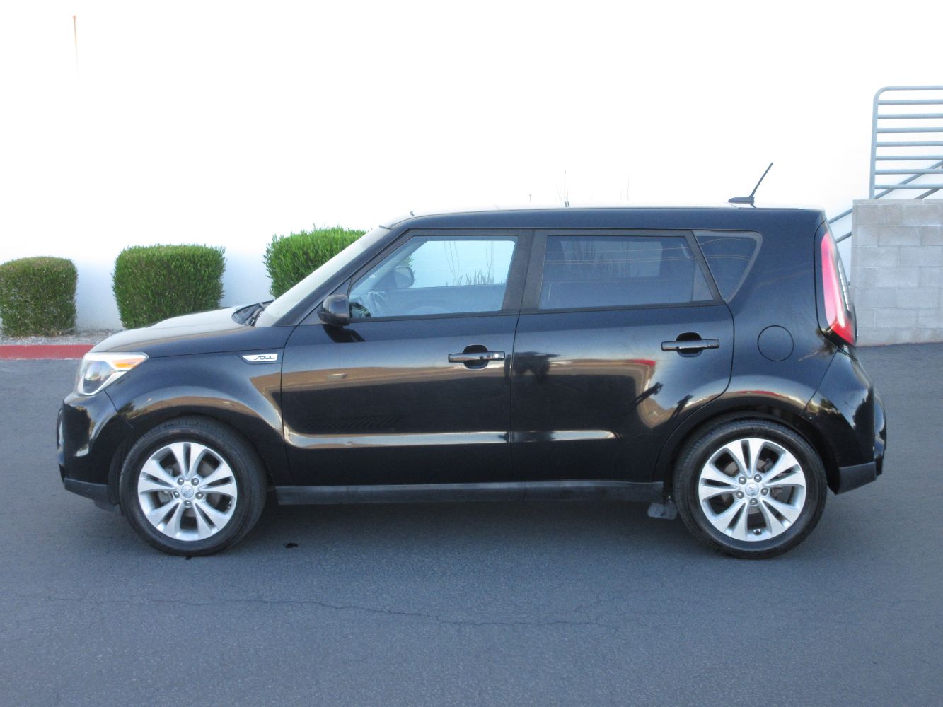 Car Image 5