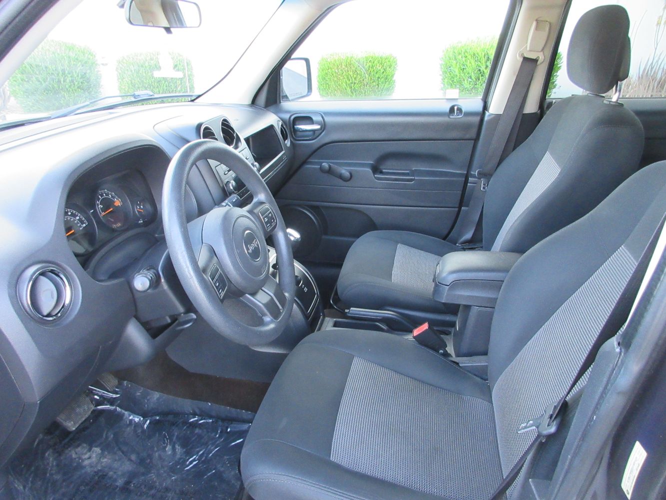 Car Image 8
