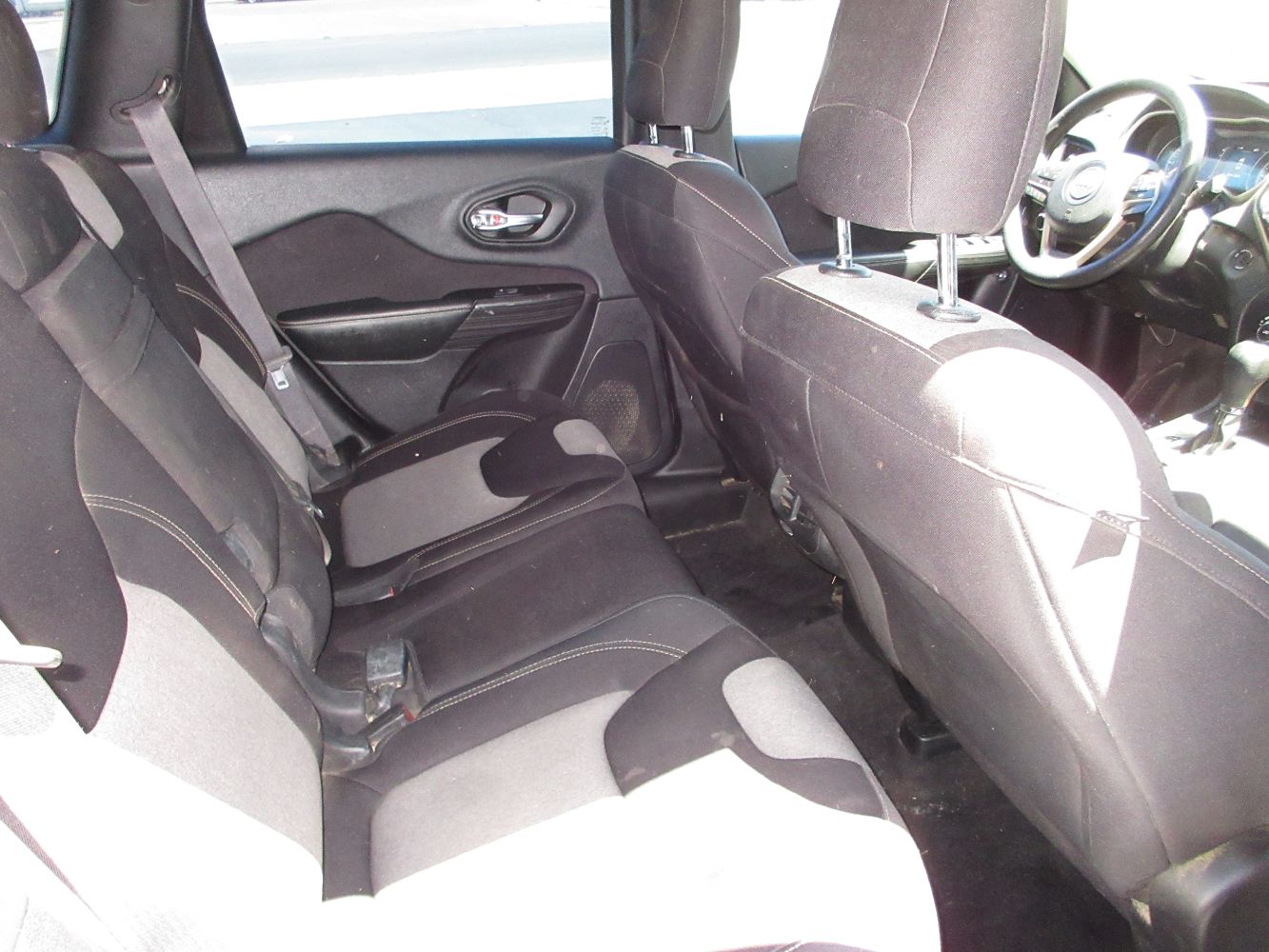 Car Image 11