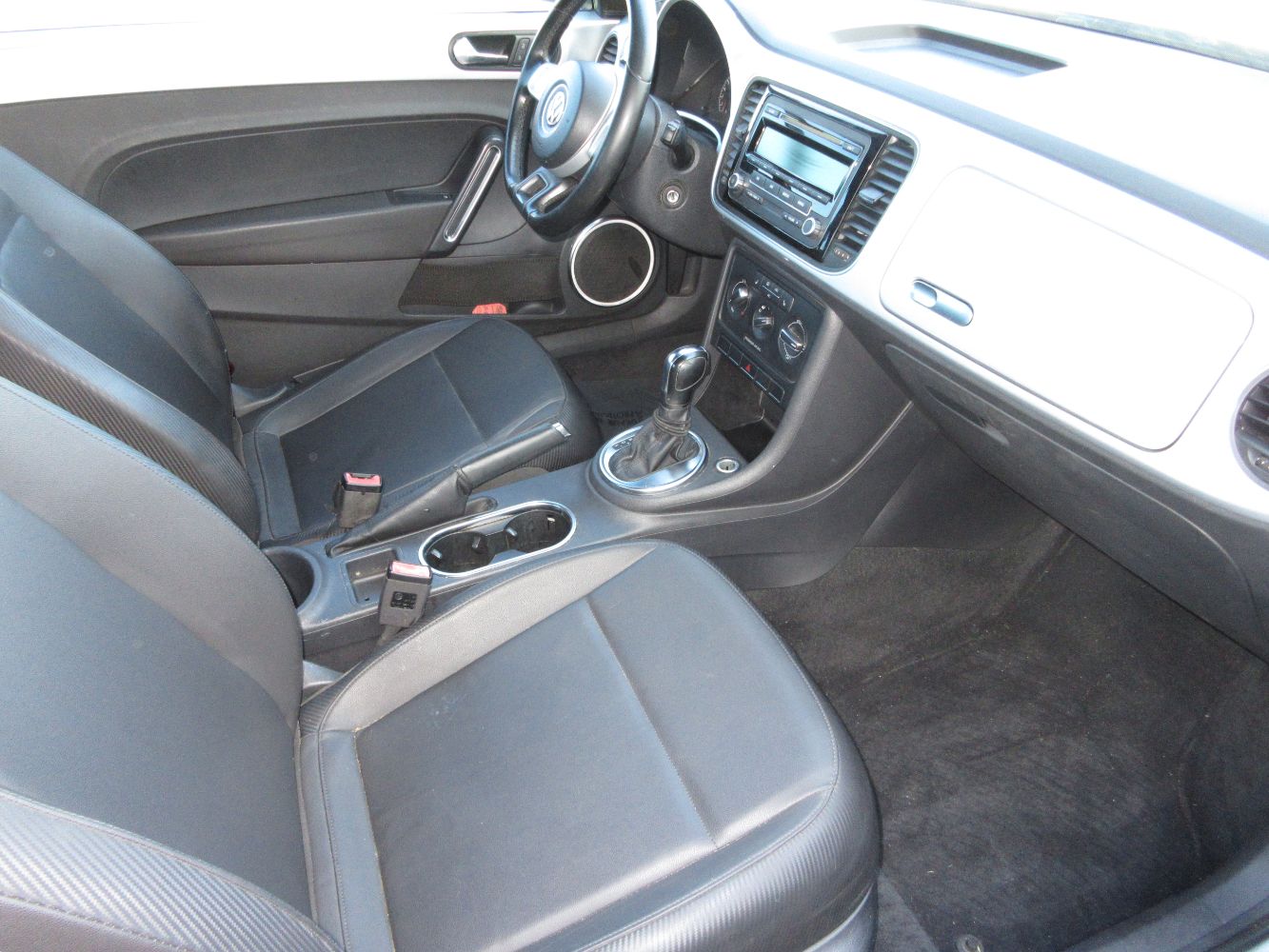 Car Image 10