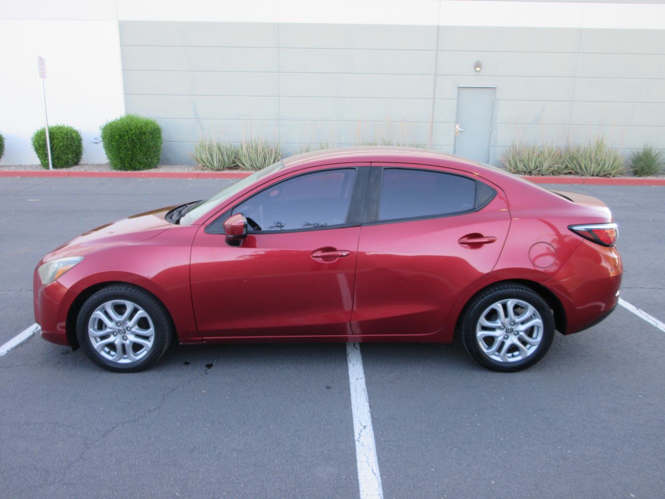 Car Image 5