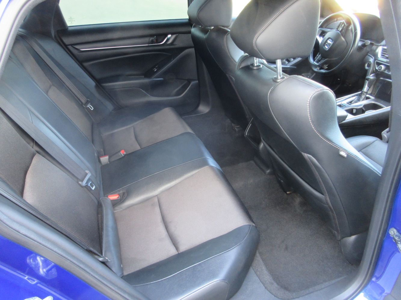 Car Image 11