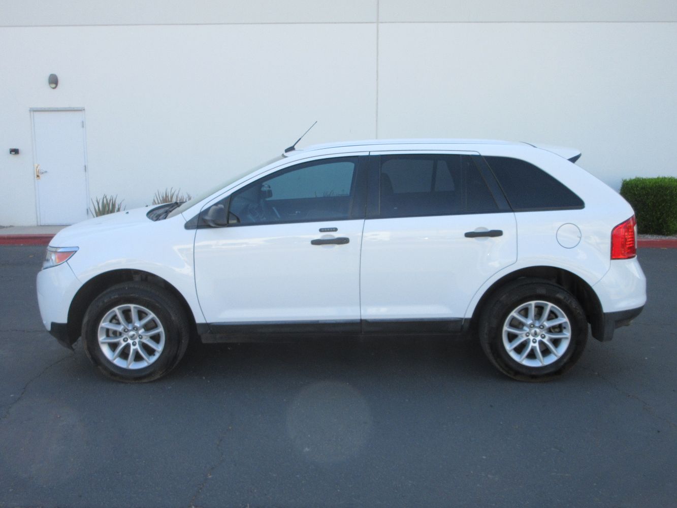 Car Image 5