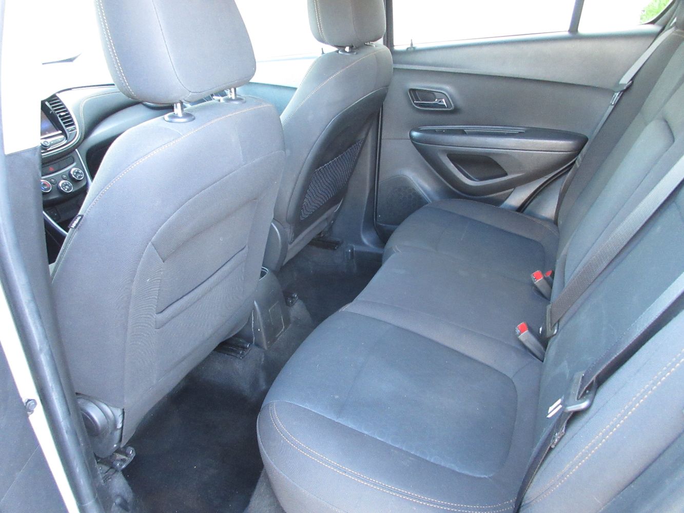 Car Image 9