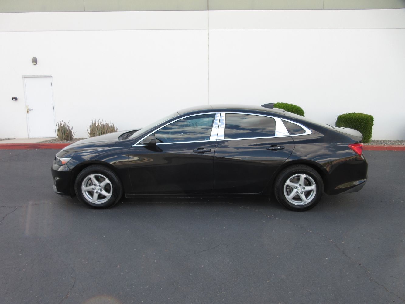 Car Image 5