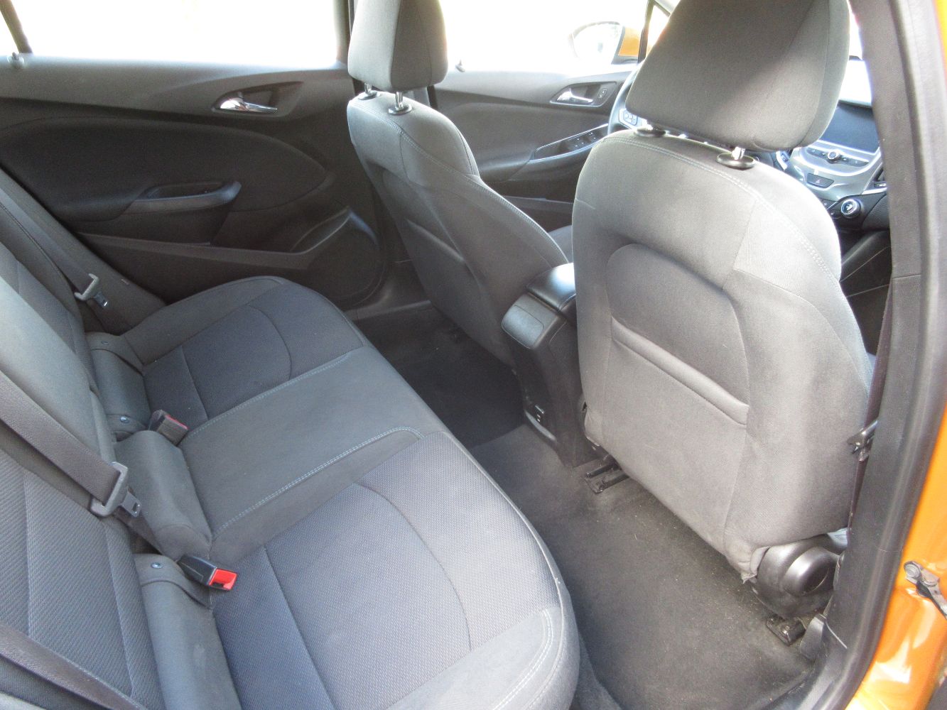 Car Image 11