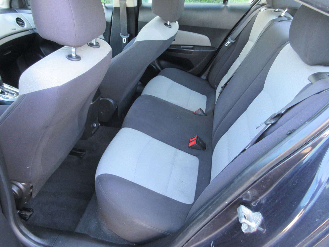 Car Image 9