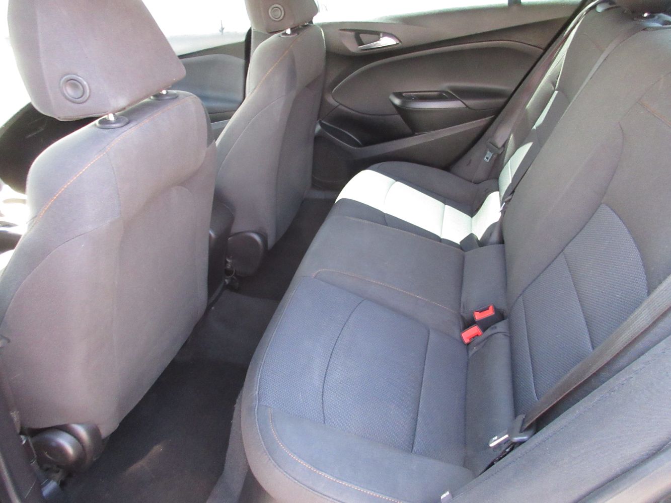 Car Image 9