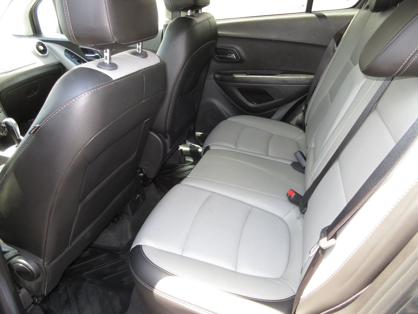Car Image 9