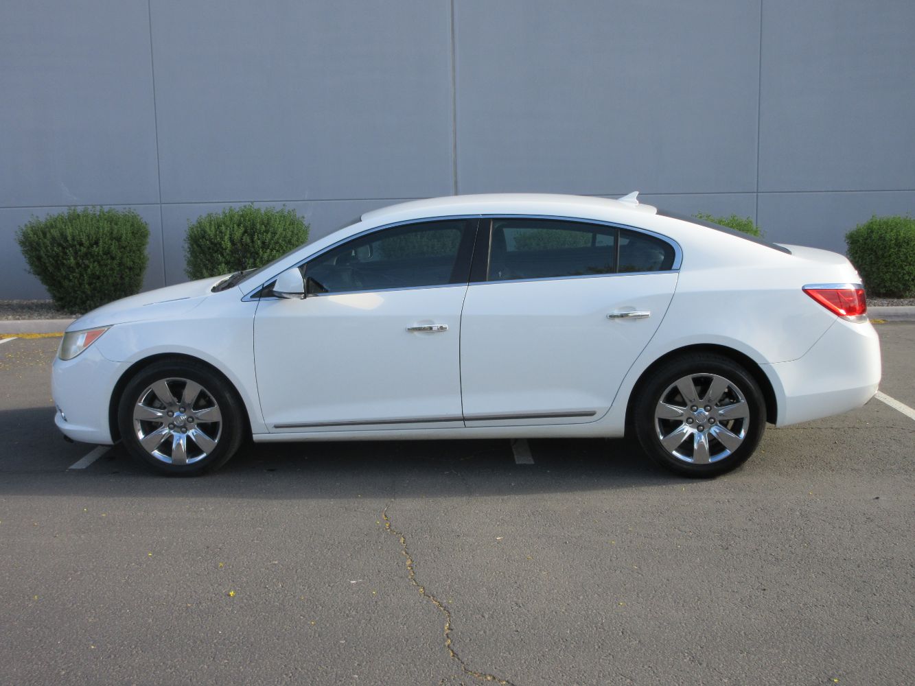 Car Image 9