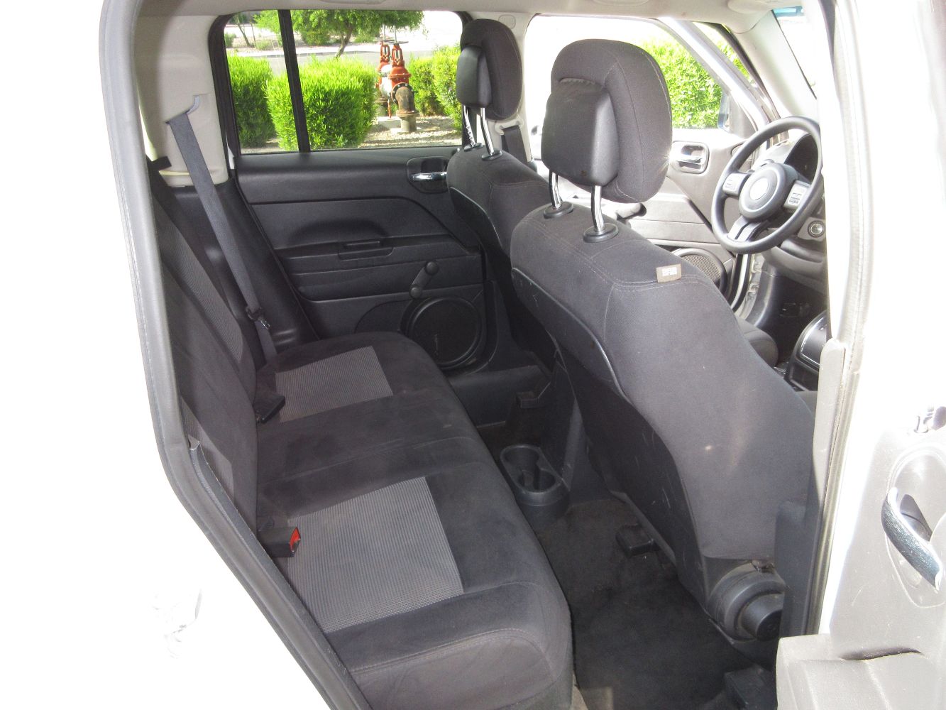 Car Image 11