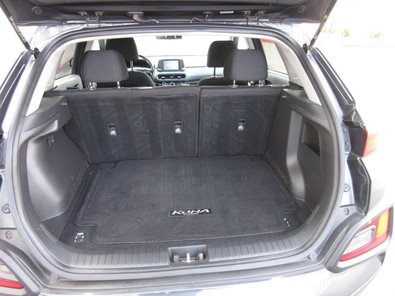 Car Image 11