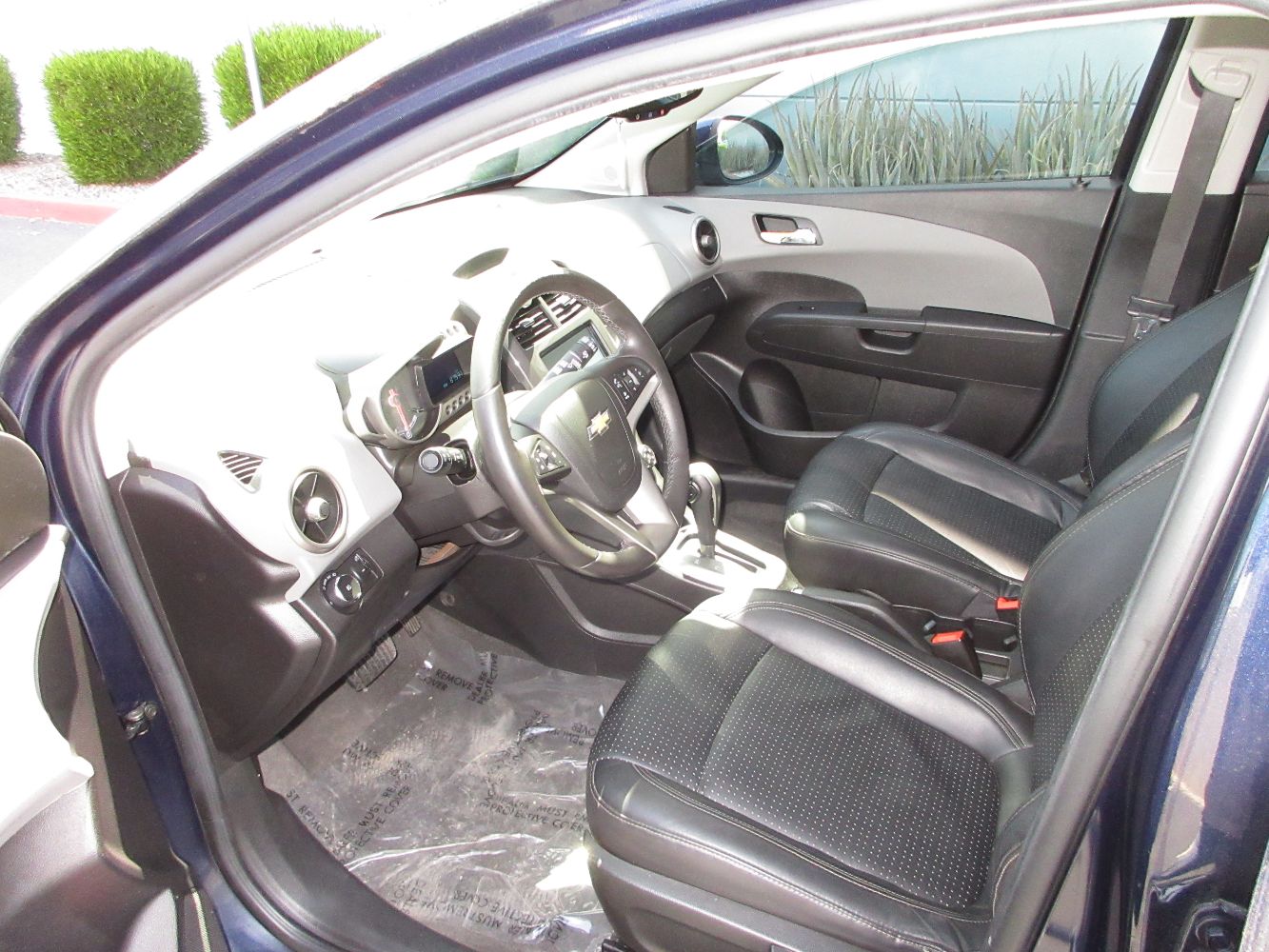 Car Image 8