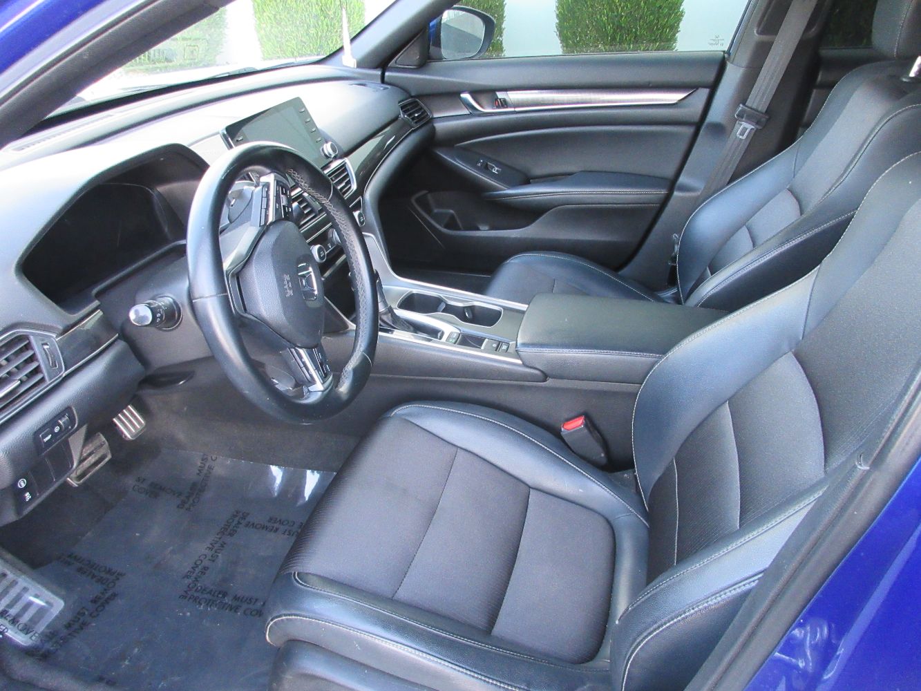 Car Image 8