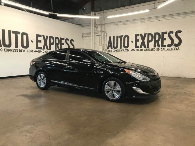 Black Onyx Pearl Mica 2013 Hyundai Sonata Hybrid Sedan Front-Wheel Drive Automatic