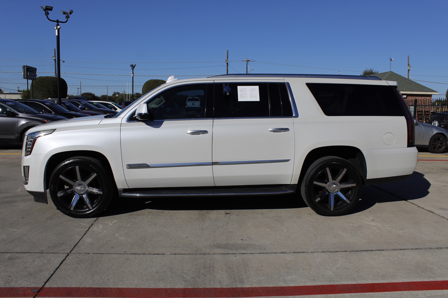 2016 Cadillac Escalade ESV 2WD Luxury 3