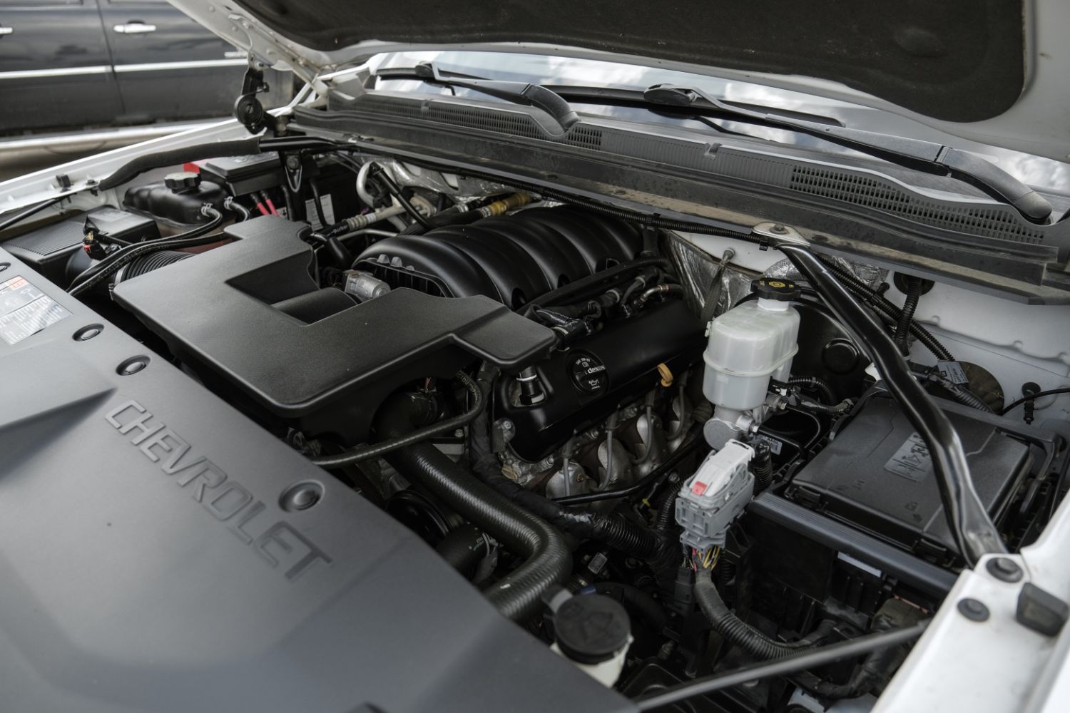 2016 Chevrolet Suburban LTZ 2WD 51