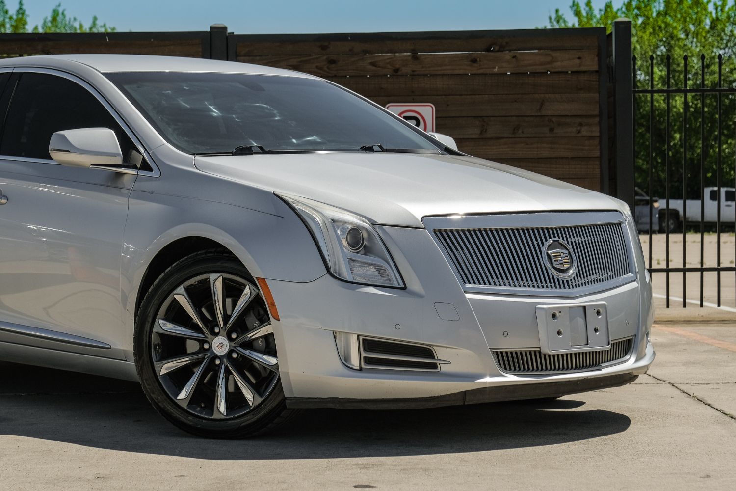 2013 Cadillac XTS Luxury 8