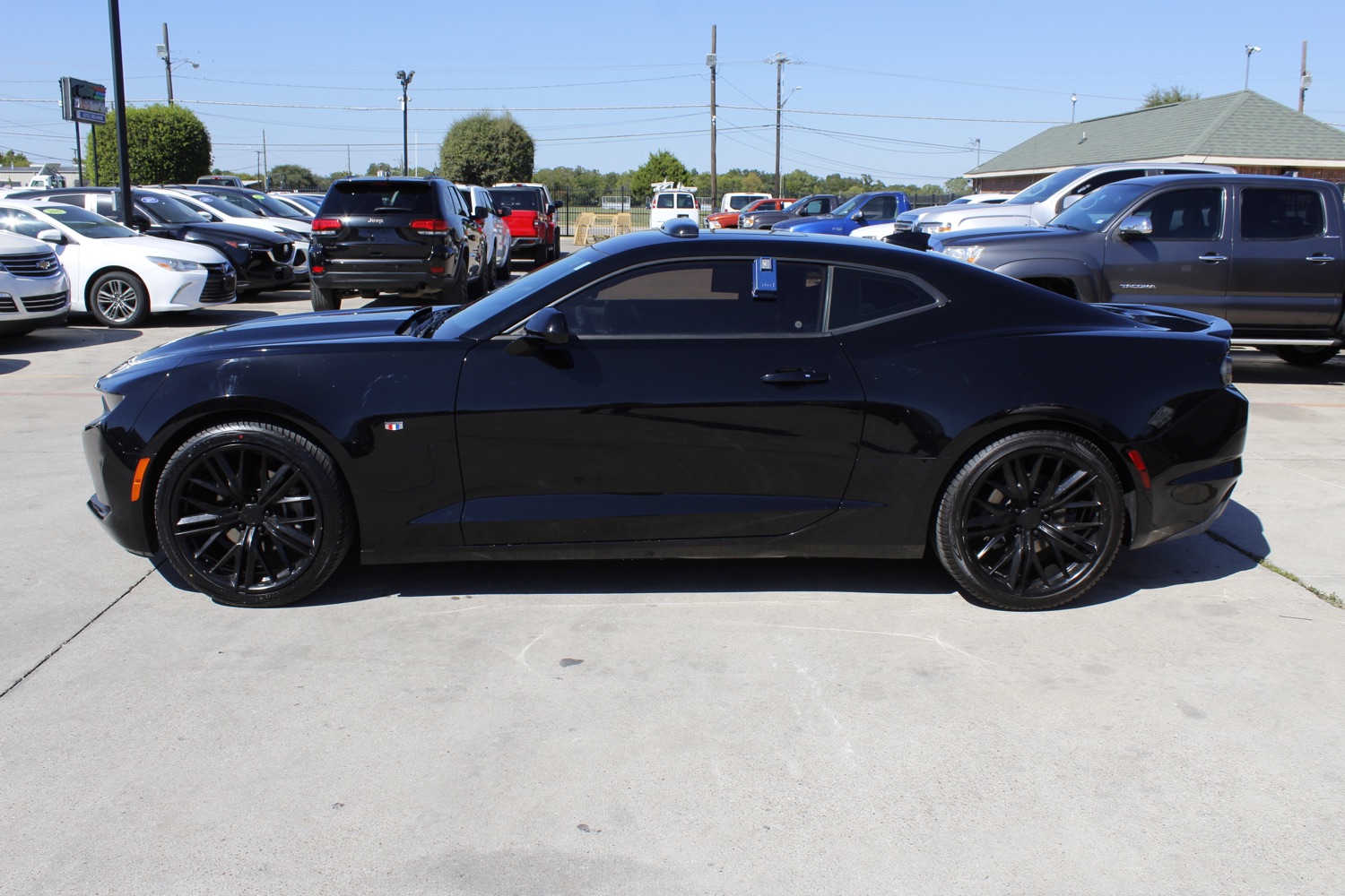 2019 Chevrolet Camaro 1LS Coupe 6M 3