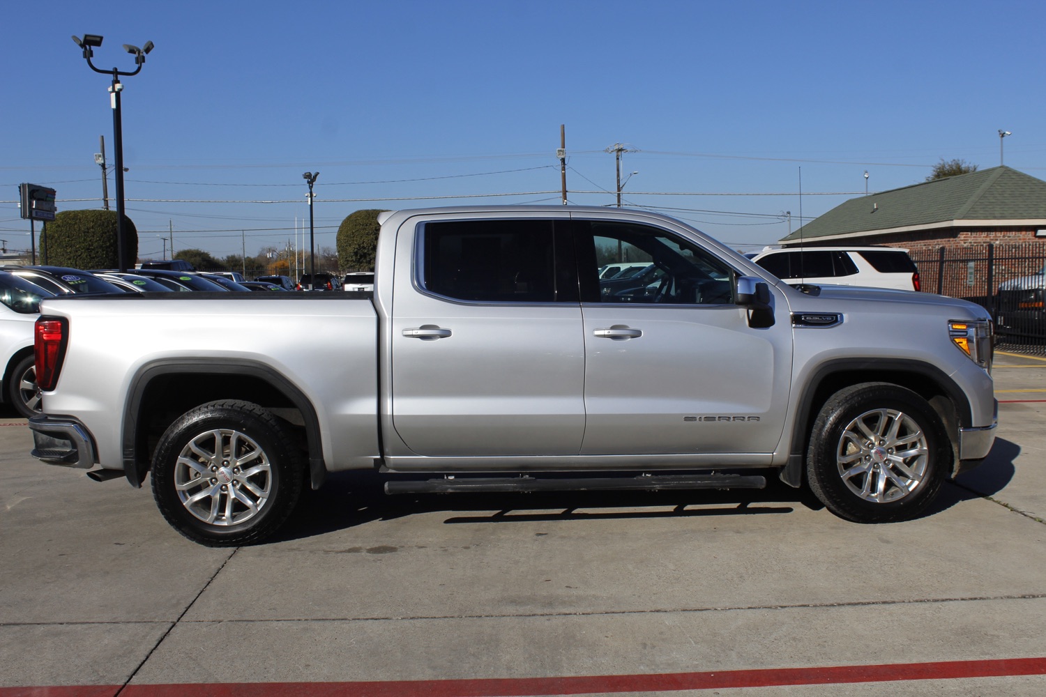 2021 GMC Sierra 1500 SLE Crew Cab Short Box 2WD 10