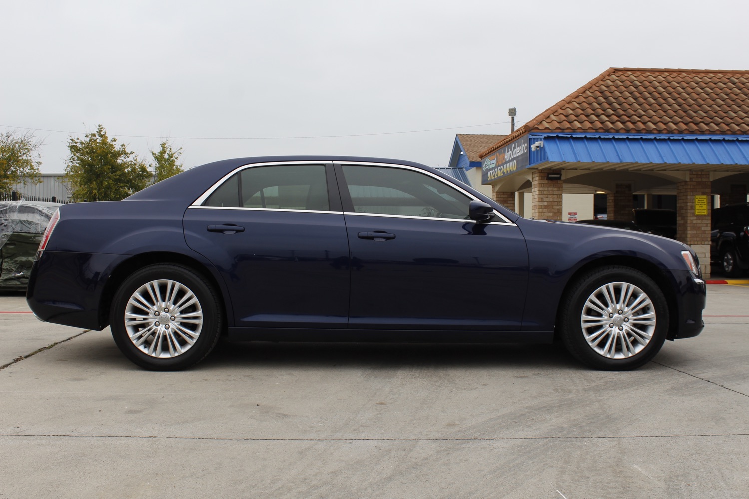 2014 Chrysler 300 AWD 9