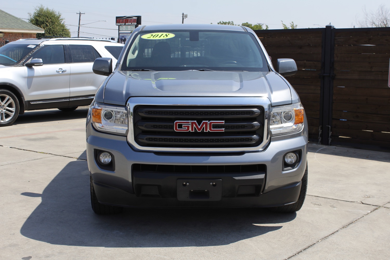 2018 GMC Canyon SLE Crew Cab 2WD 2