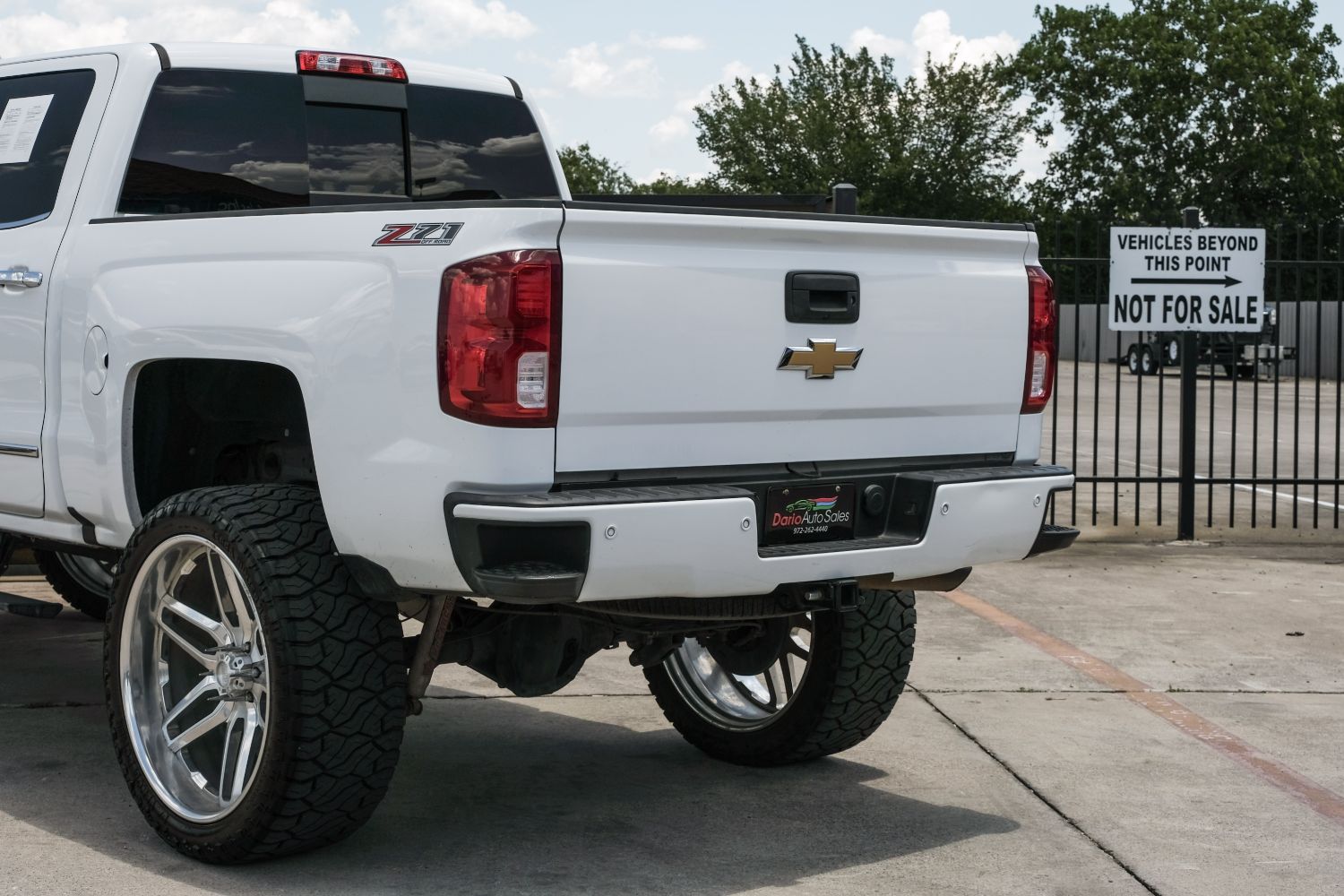 2017 Chevrolet Silverado 1500 LTZ Crew Cab 4WD 16