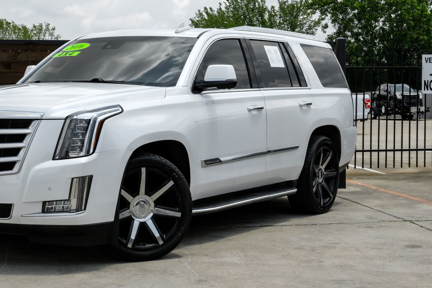 2016 Cadillac Escalade Luxury 4WD 6