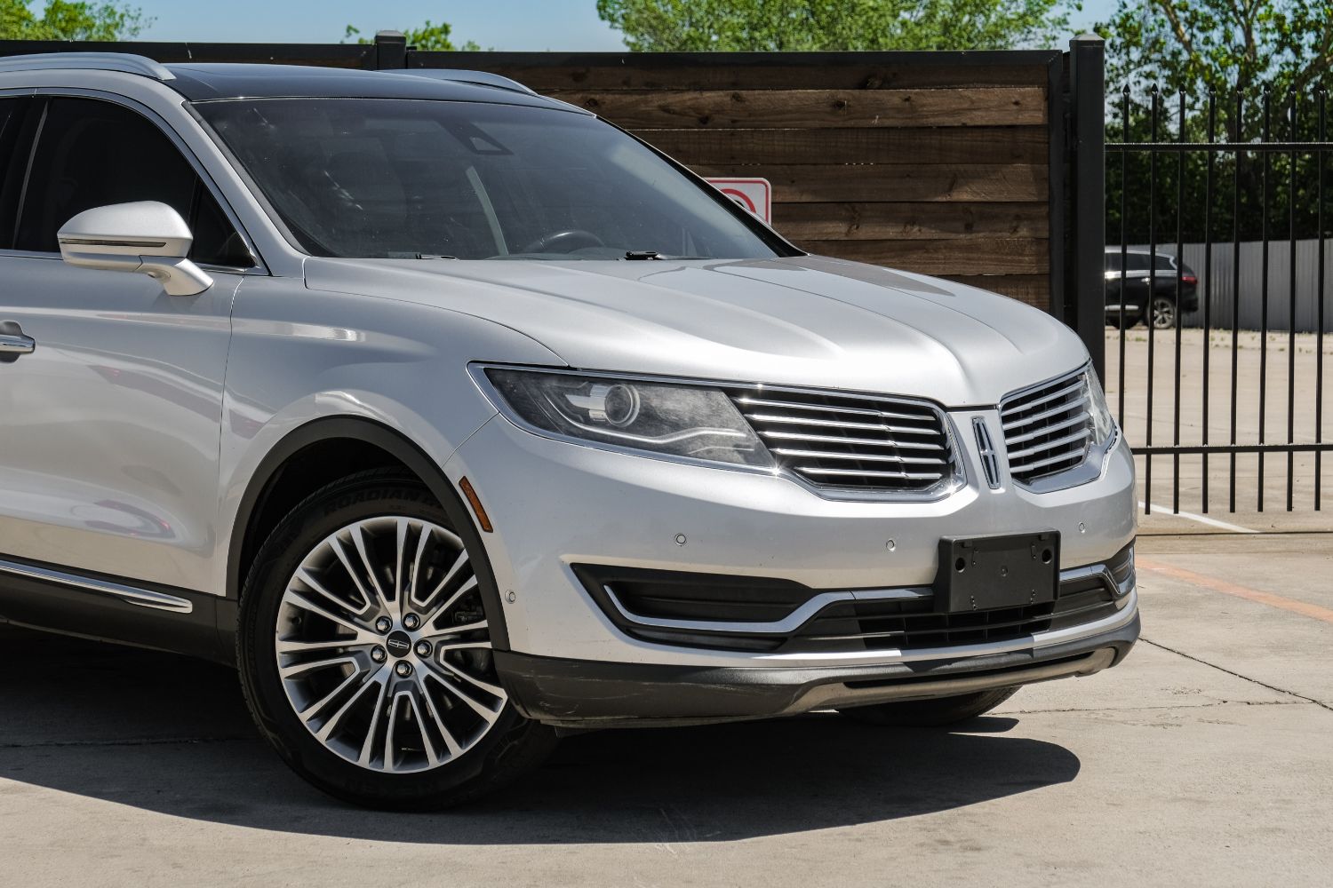 2016 Lincoln MKX Reserve 9