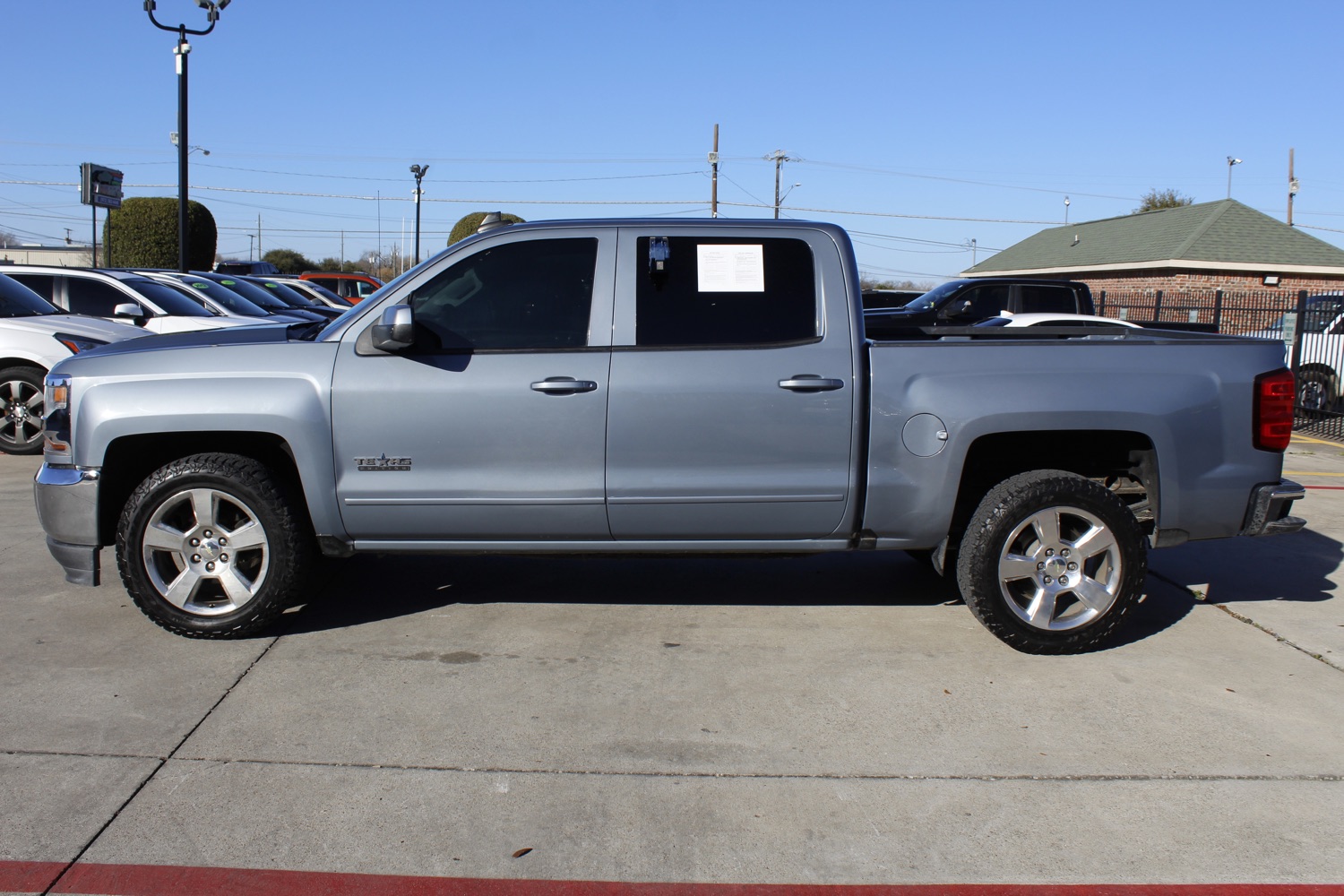 2016 Chevrolet Silverado 1500 LT Crew Cab 2WD 3