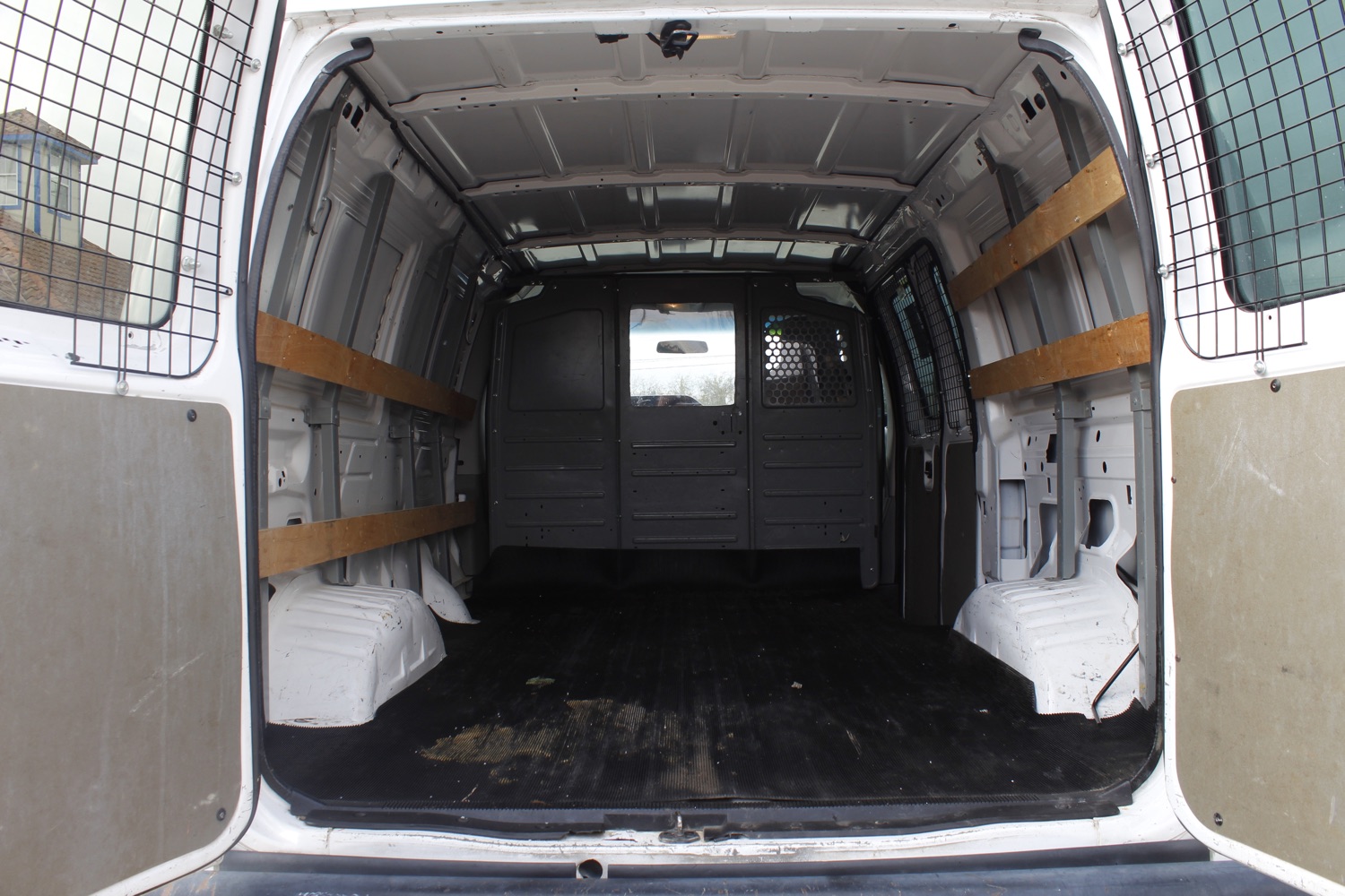 2014 Ford Econoline E-250 7