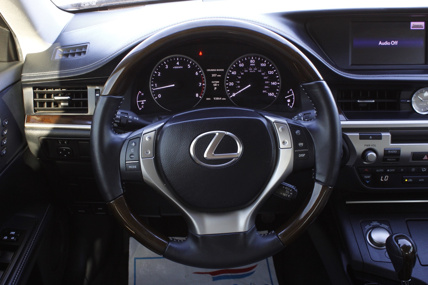 2013 Lexus ES 350 Sedan 18