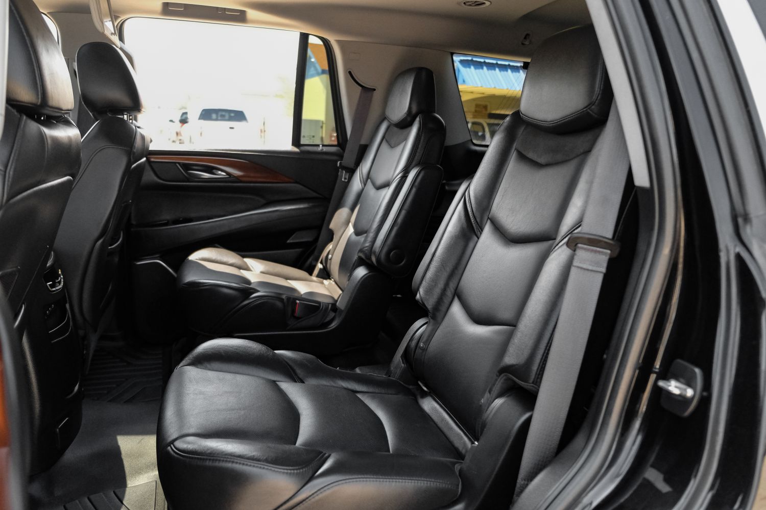 2017 Cadillac Escalade Premium 4WD 47