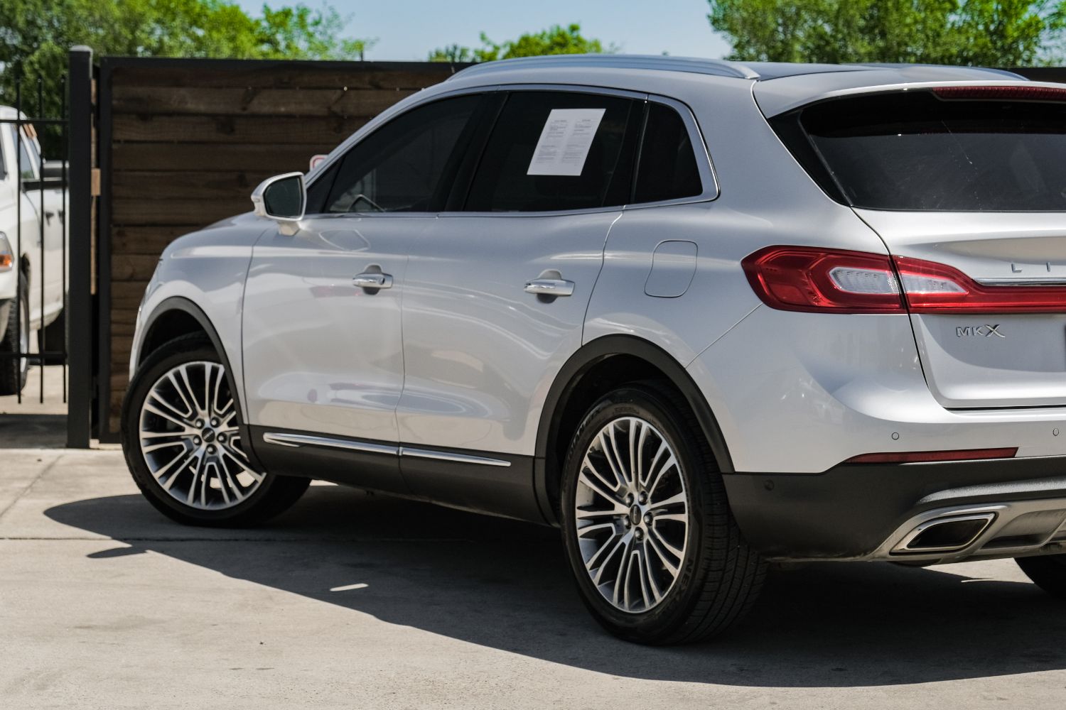 2016 Lincoln MKX Reserve 14